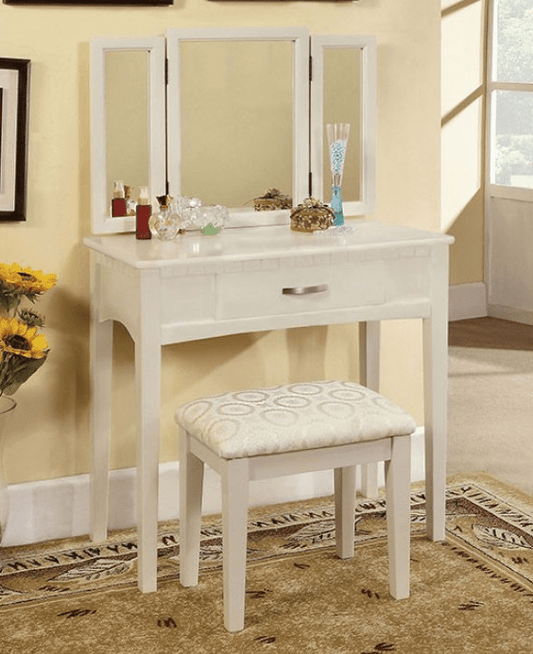 Potterville White Contemporary Vanity Set