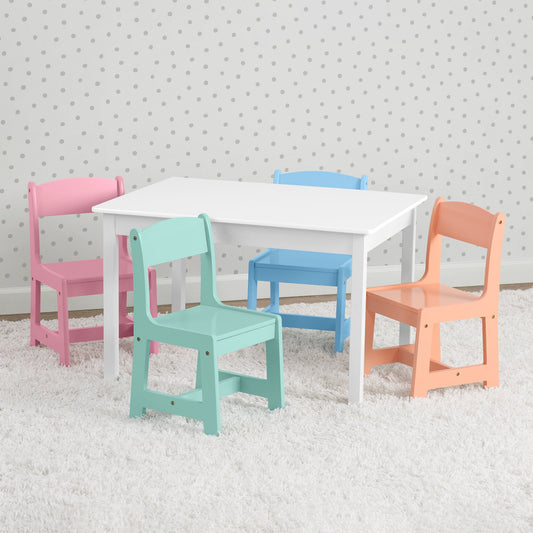 Bianca White with Pastel (1235)